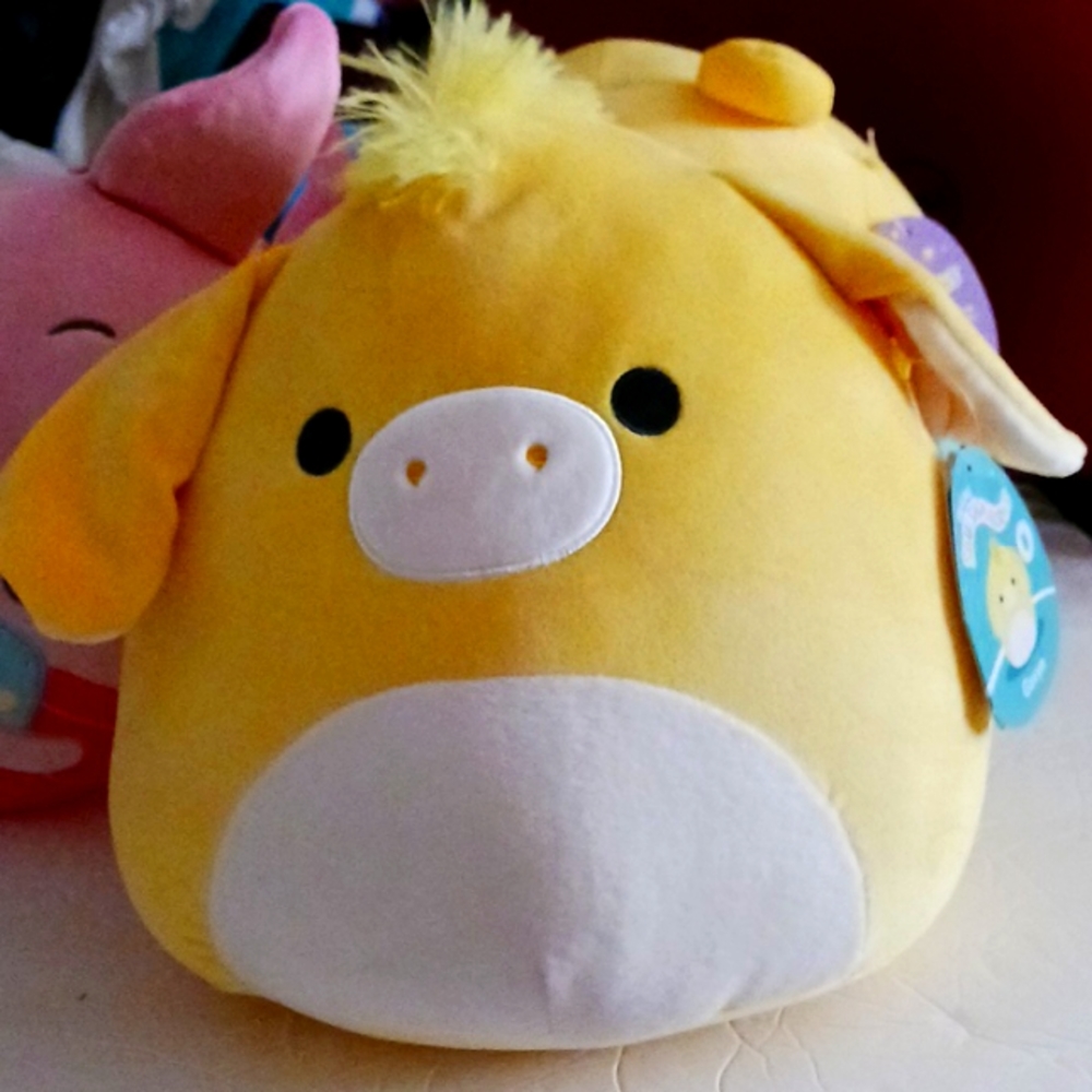 GAVYN THE YELLOW DUNKEY FIRST TO THE MARKET SQUISHMALLOW 12".5